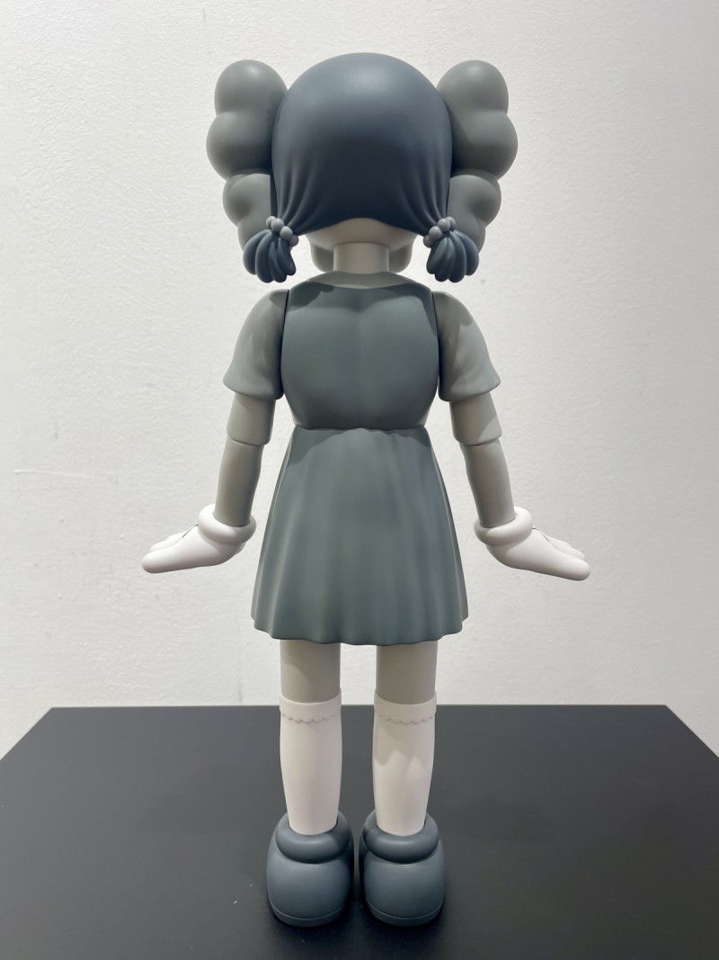 Young-Hee Figure (Monotone) | AbrahamArt
