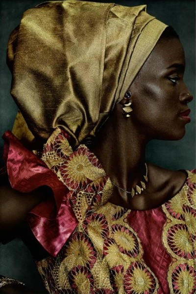 Mario Testino - A Woman of Senegal, Dakar Senegal 2022