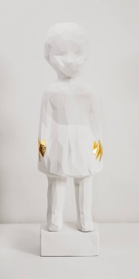 Mo Cornelisse - Big Doll Golden Hands