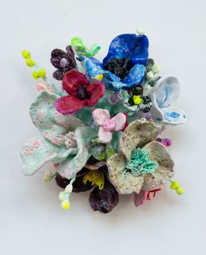 Stefan Gross - Flower Bonanza Small - Beige Blue